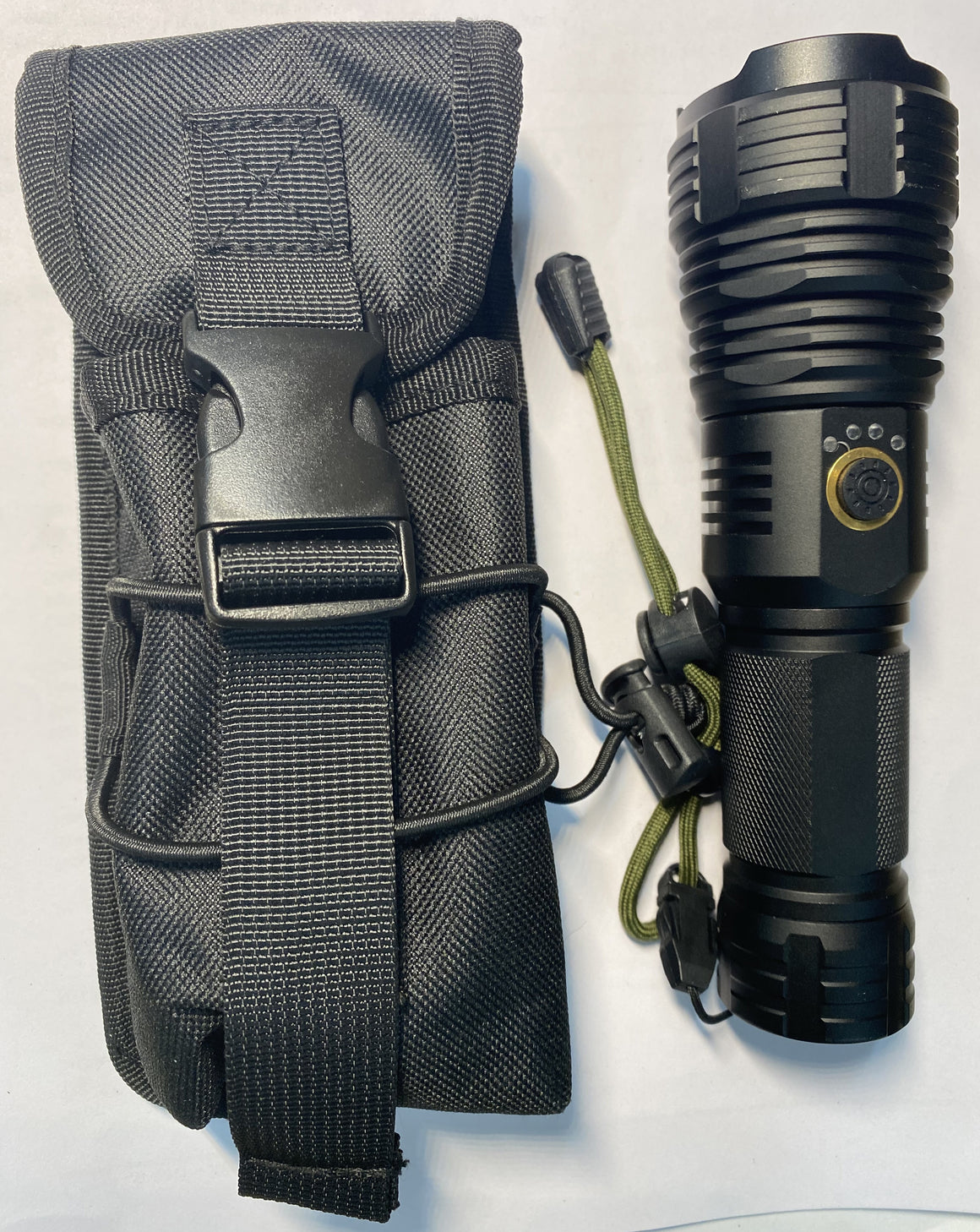 RECON GS2 Rechargeable  XH 3000 lumen Tactical LED Flashlight.